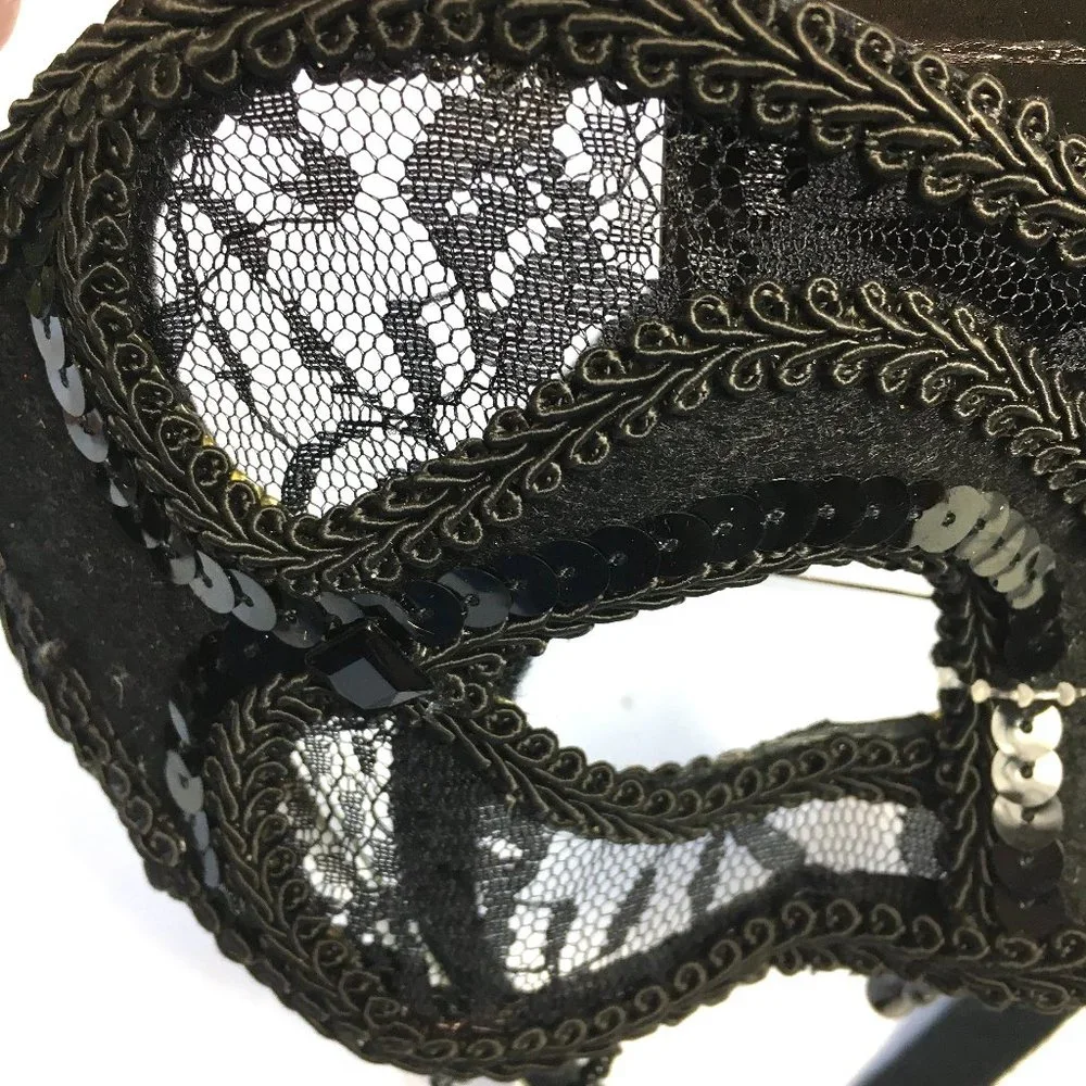 Venetian Masquerade Blk Lace Mask NWT NOS
